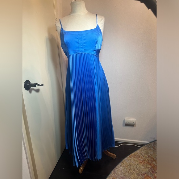 Blue Satin plated. Size L - Picture 4 of 9